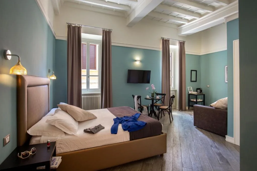 Junior Suite — My Trevi Charming & Luxury Rooms