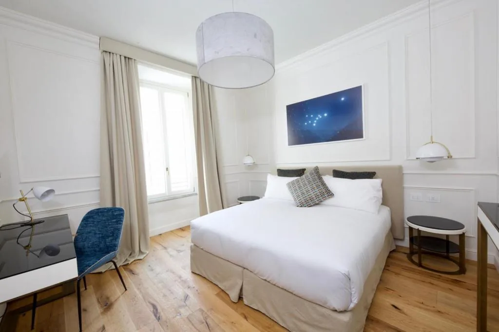 Junior Suite — Parisii Luxury Relais Rome