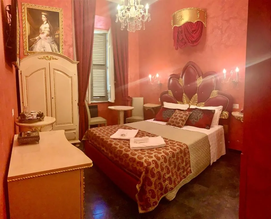 Junior Suite — Pope’s Suites