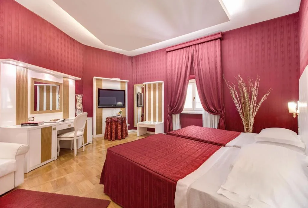 Junior Suite — Relais Fontana Di Trevi Hotel