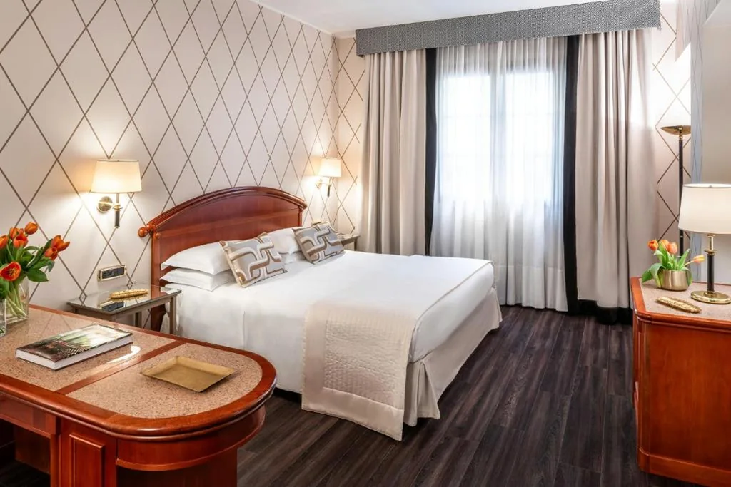 Junior Suite — Starhotels Majestic