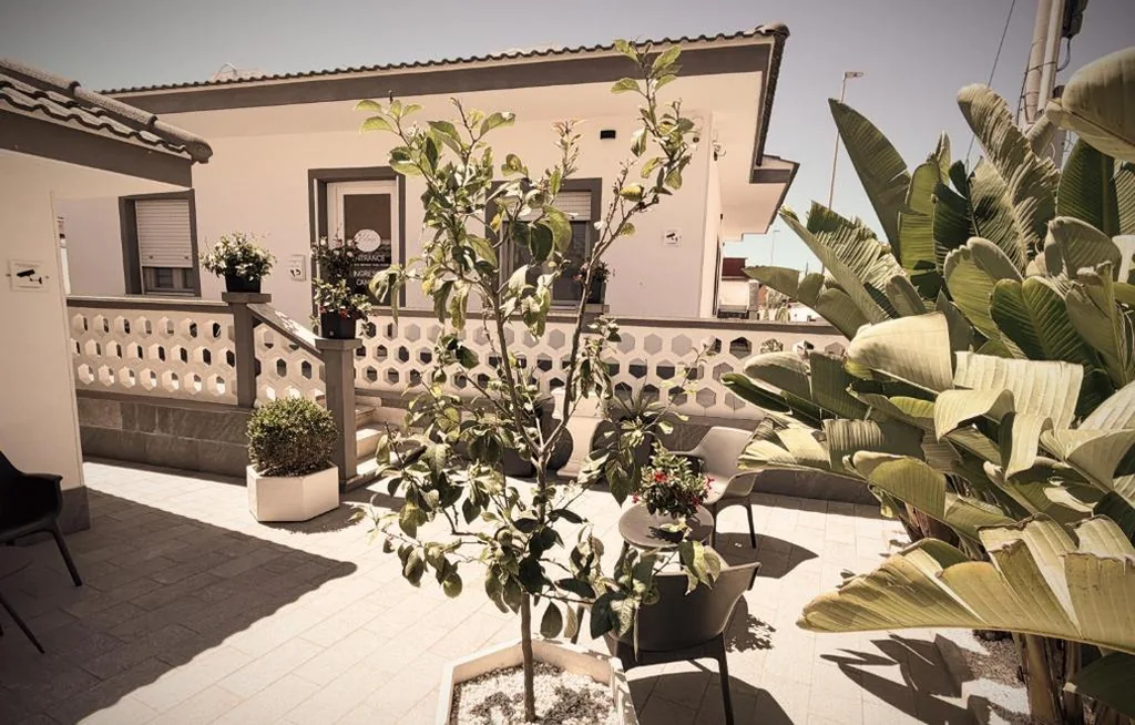 Kalasó Design Guest House – Rome Airport