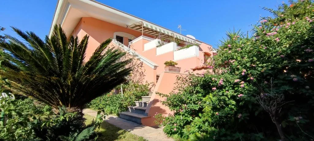 Katy’s Garden, house with garden near the sea, relaxation and privacy — foto 3