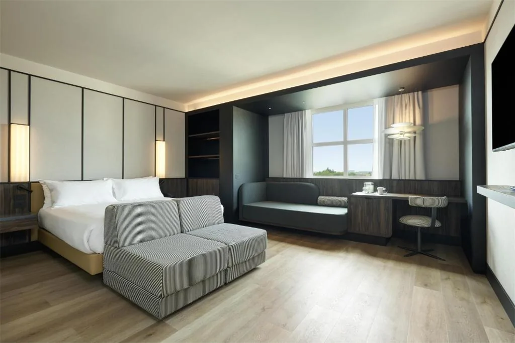 Junior Suite — Hilton Rome Airport