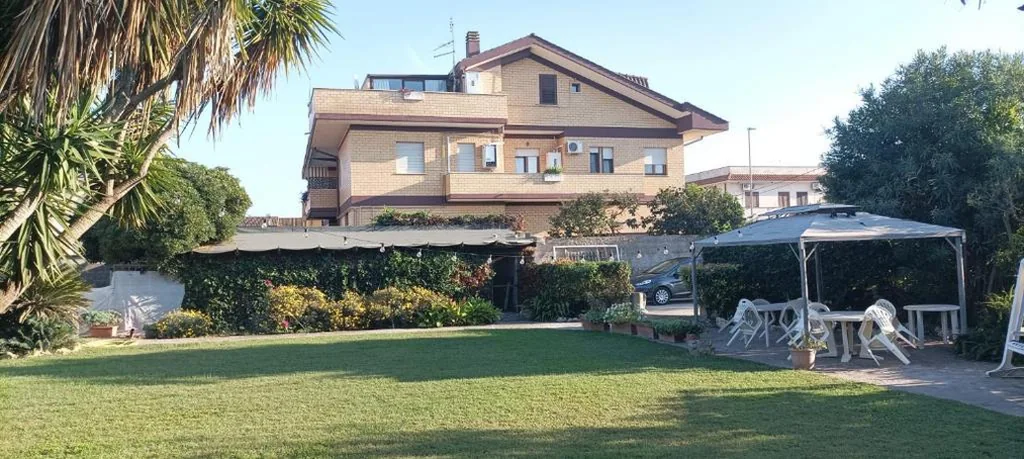 King Suite – con condizionatori vicino Aeroporto e Fiera di Roma — foto 6