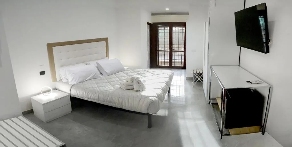La Fiera GuestHouse