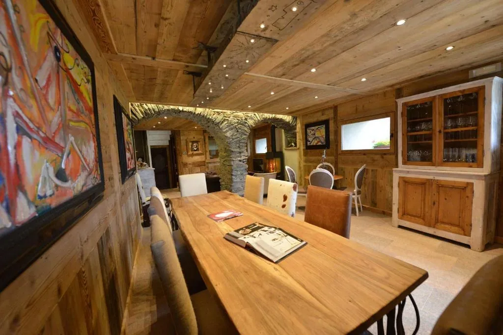 La Maison de Dolphe Chalet de Charme & Art gallery — foto 7