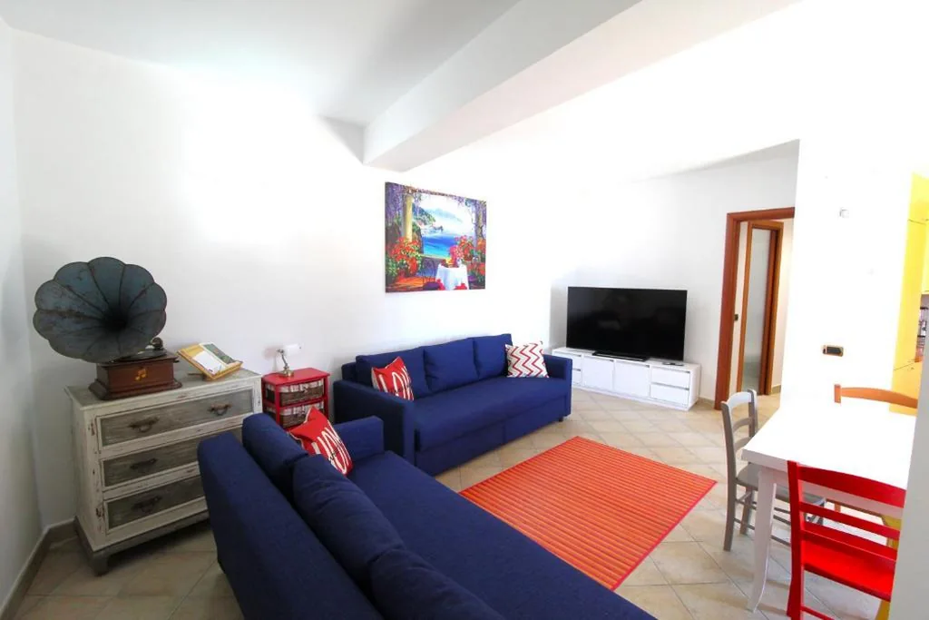La Pace, il Sole, il Mare – Sanremo Casa Indipendente vista mare, posto auto privato, ampio spazio esterno attrezzato, a pochi minuti dalle spiagge — foto 4