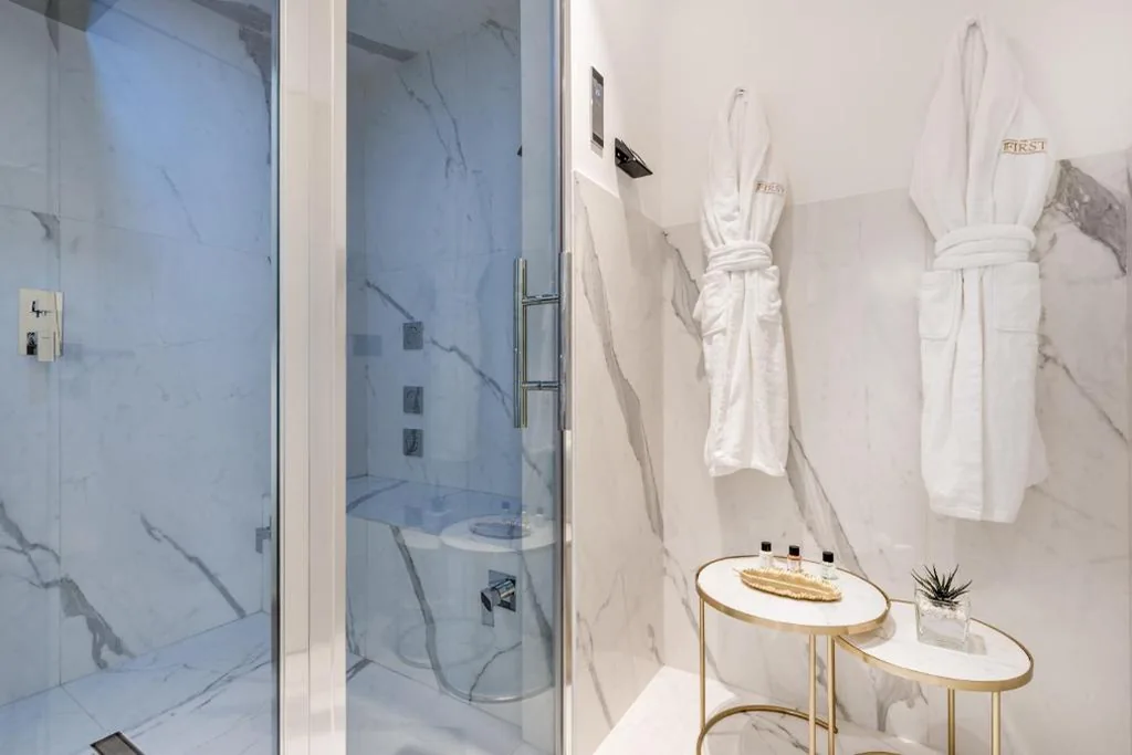 La Spezia by The First – Luxury Rooms & Suites — foto 7