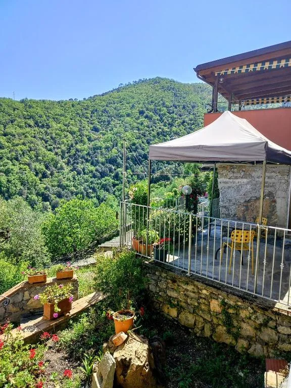 LA STANZA SUL GOLFO DEI POETI — foto 5