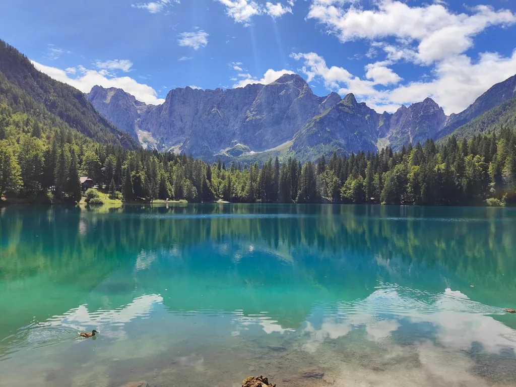 I Laghi di Fusine con i monti riflessi, vicino a Tarvisio