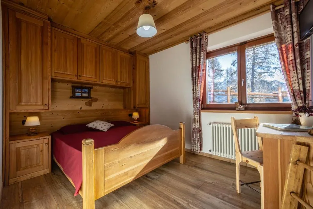 Le Coin des Mélèzes – SKI, NATURE & TREK – camere in baita di montagna