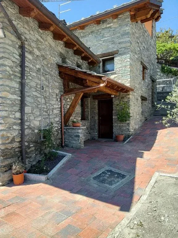 Le temps Retrouvé – casa tipica con giardino