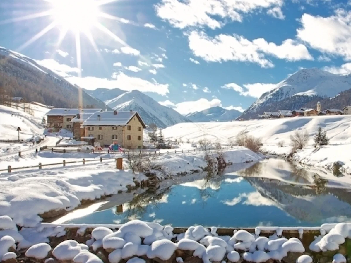Panorama innevato di Livigno, il Piccolo Tibet