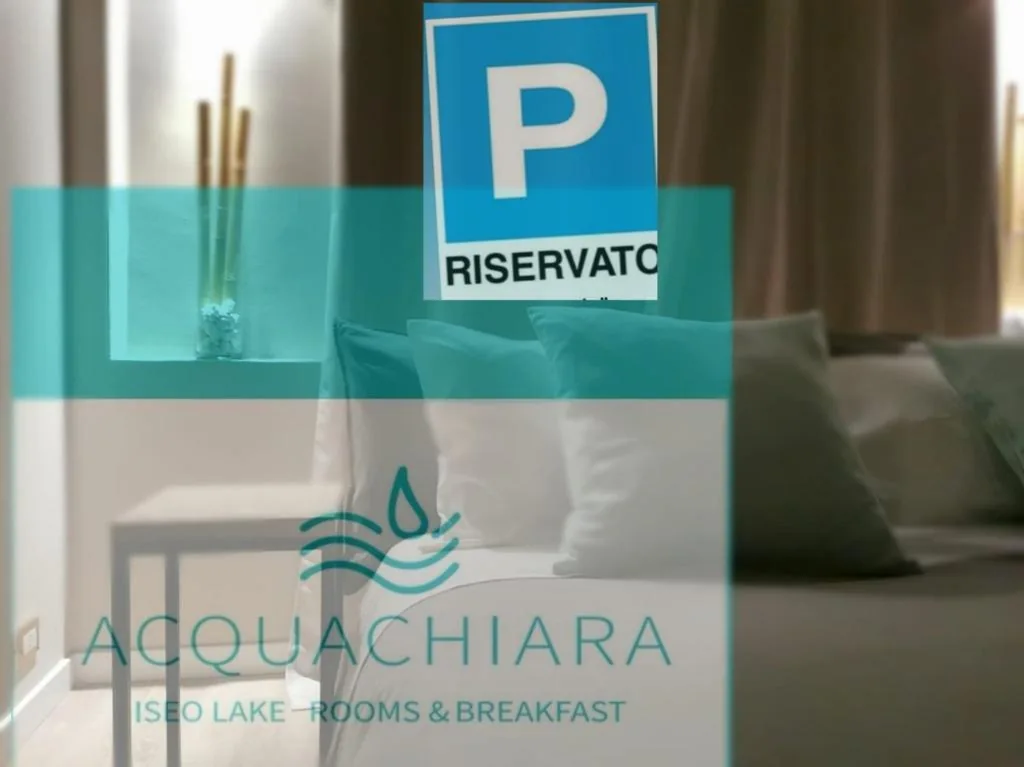 ACQUACHIARA ISEO CENTER BED AND BREAKFAST villa with PARKING inside Foresteria