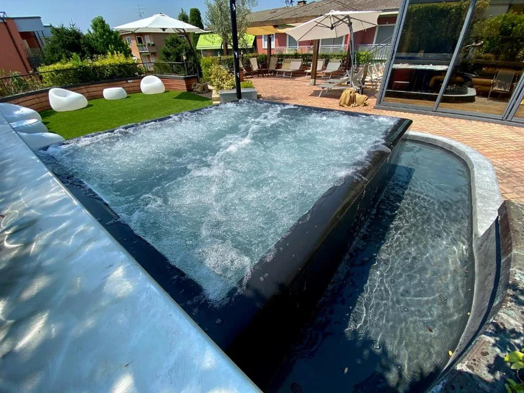 Admiral Hotel Villa Erme