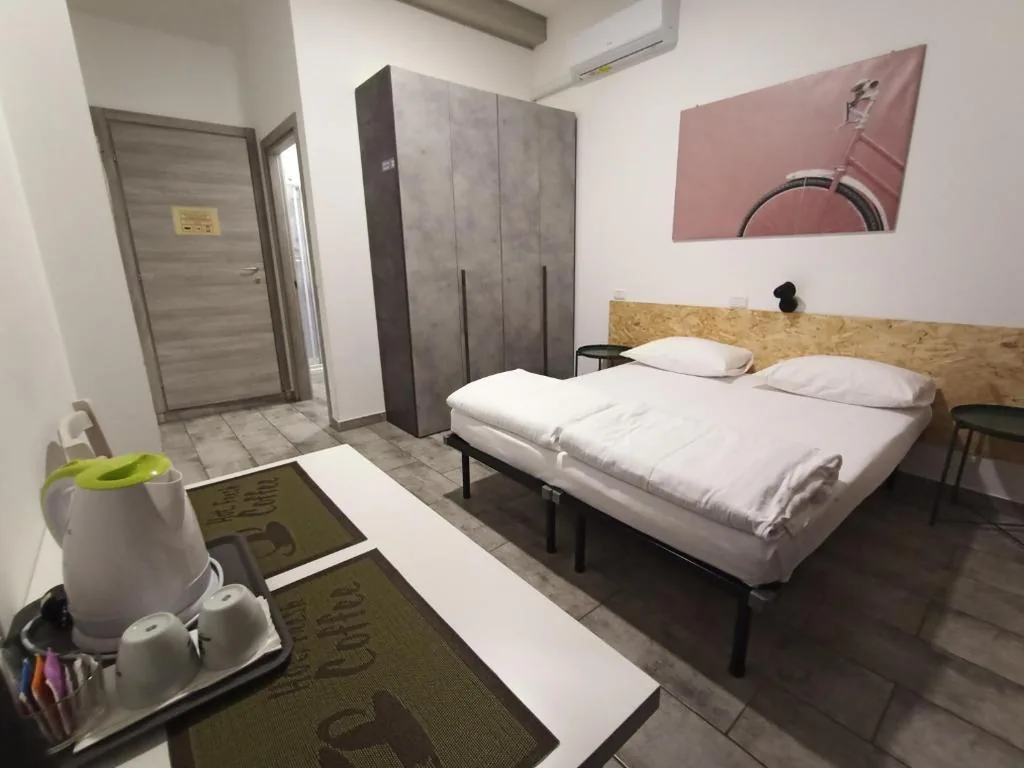 Airport Boulevard Guesthouse