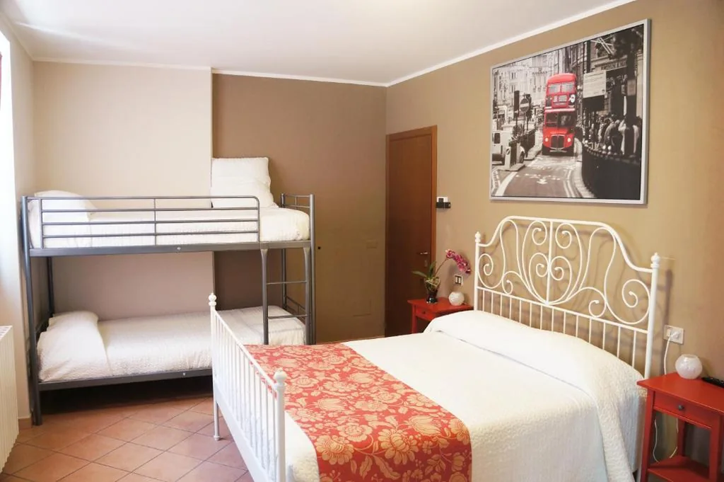 Alexander Rooms