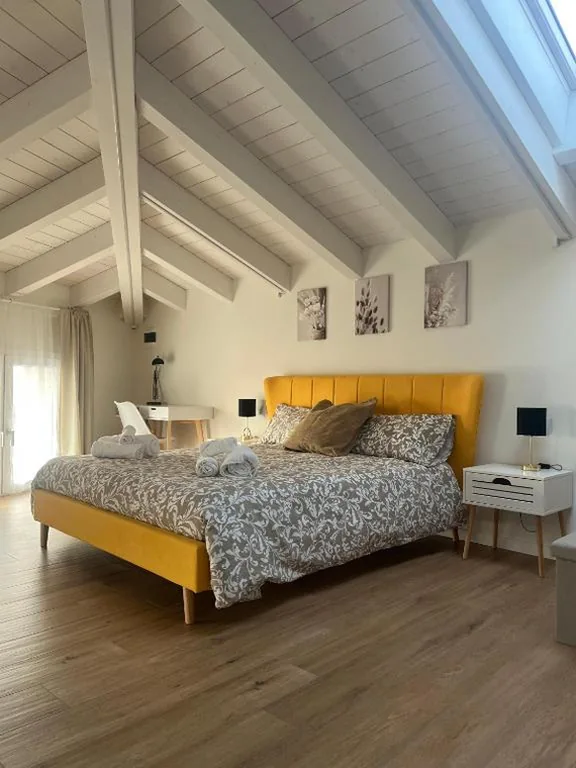 Spacious Double Room — b&b Civico 30