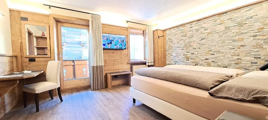 Large Double Room — Hotel Krone