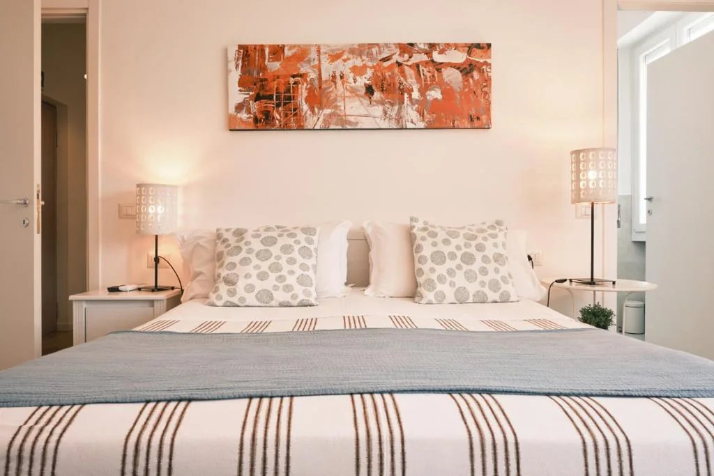 Spacious Double Room — Milano 71