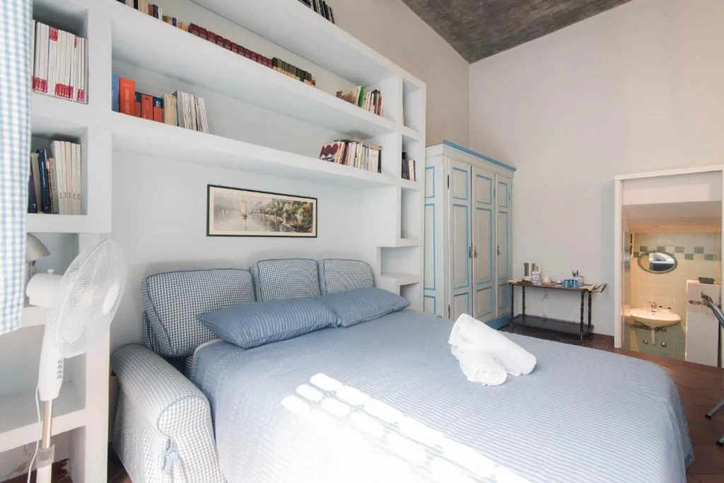 Spacious Double Room — Room 34 by “The House Of Travelers”