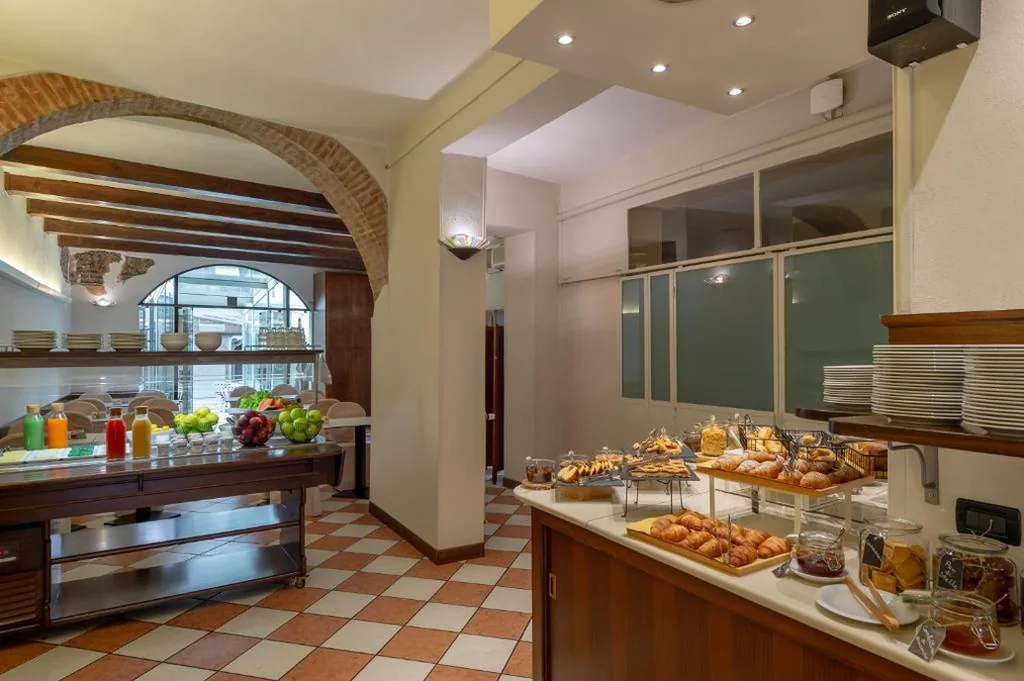 Antico Residence, MantegnaHotels — foto 4