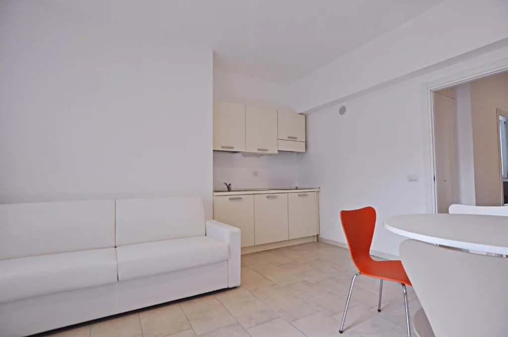 One-Bedroom Apartment (5 Adults) — BB Hotels Aparthotel Visconti