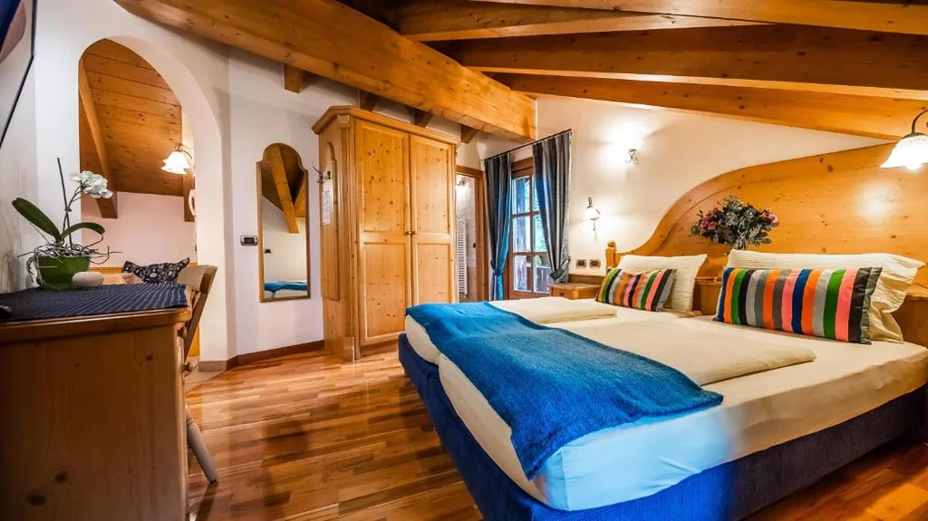 One-Bedroom Apartment with Balcony — Chalet Mottolino