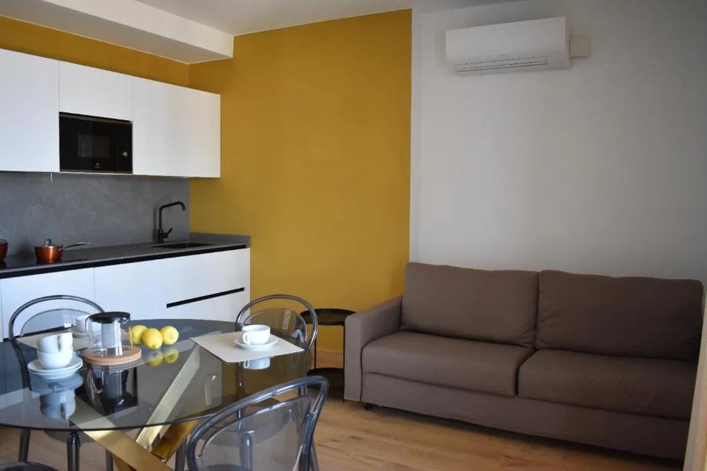 One-Bedroom Apartment with Terrace — Residence Mirabel