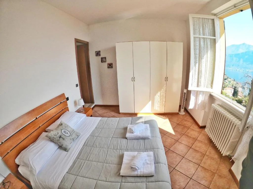 Appartamento con 1 Camera da Letto e Vista Lago — Appartamenti Casa La Rosa