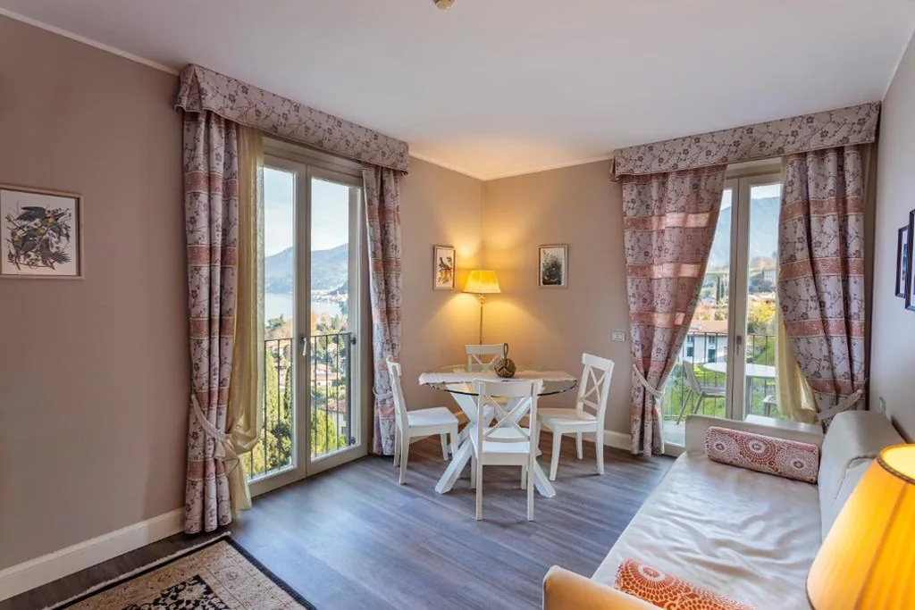 1-Bedroom Apartment with Lake View — Borgo Le Terrazze