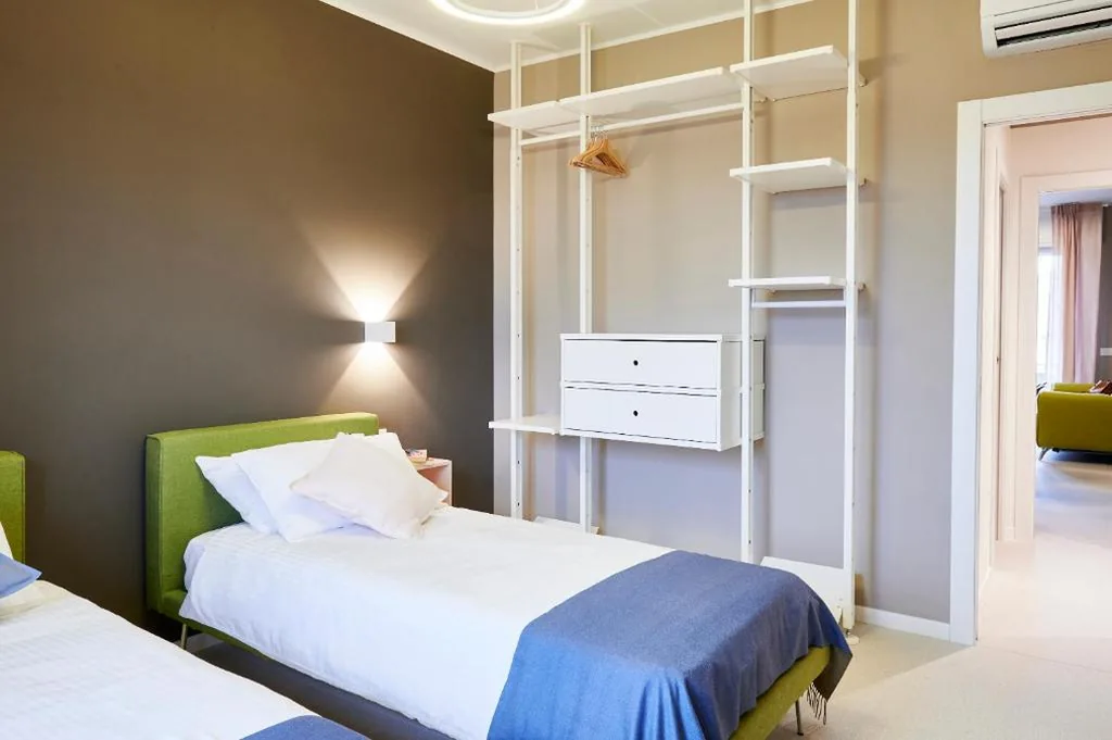 One-Bedroom Apartment — GREEN RIBBON