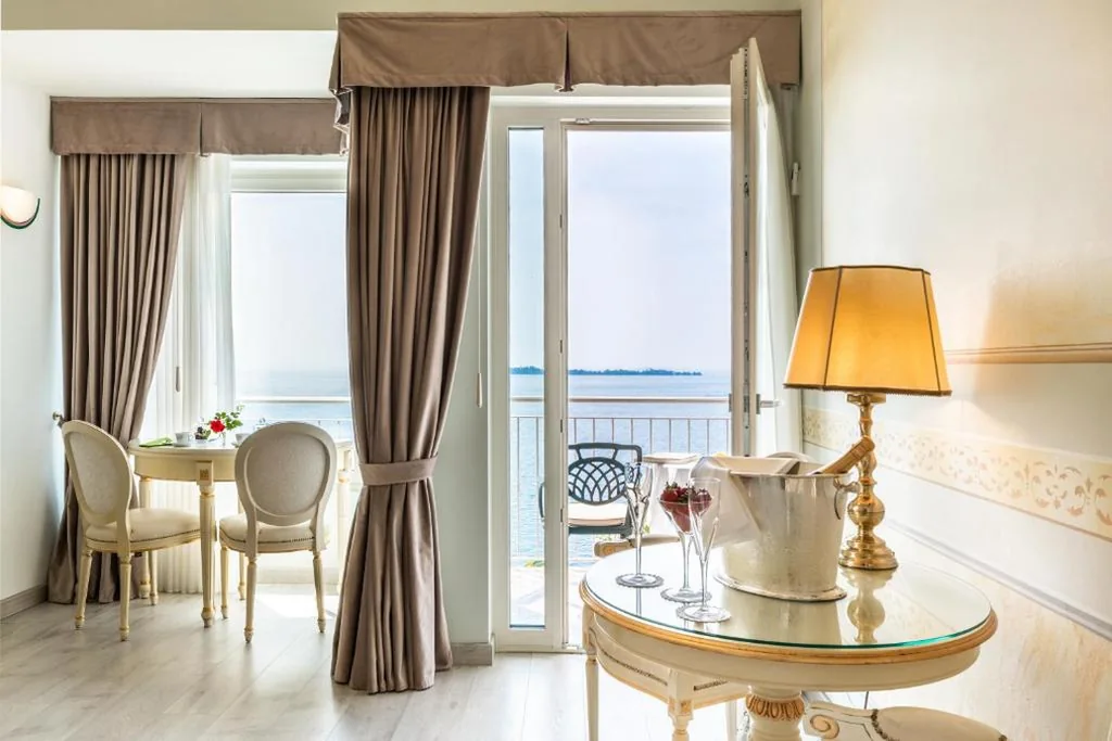 Appartamento con 1 Camera da Letto, Vista Lago e Balcone — Hotel Villa Florida & Suite Apartments