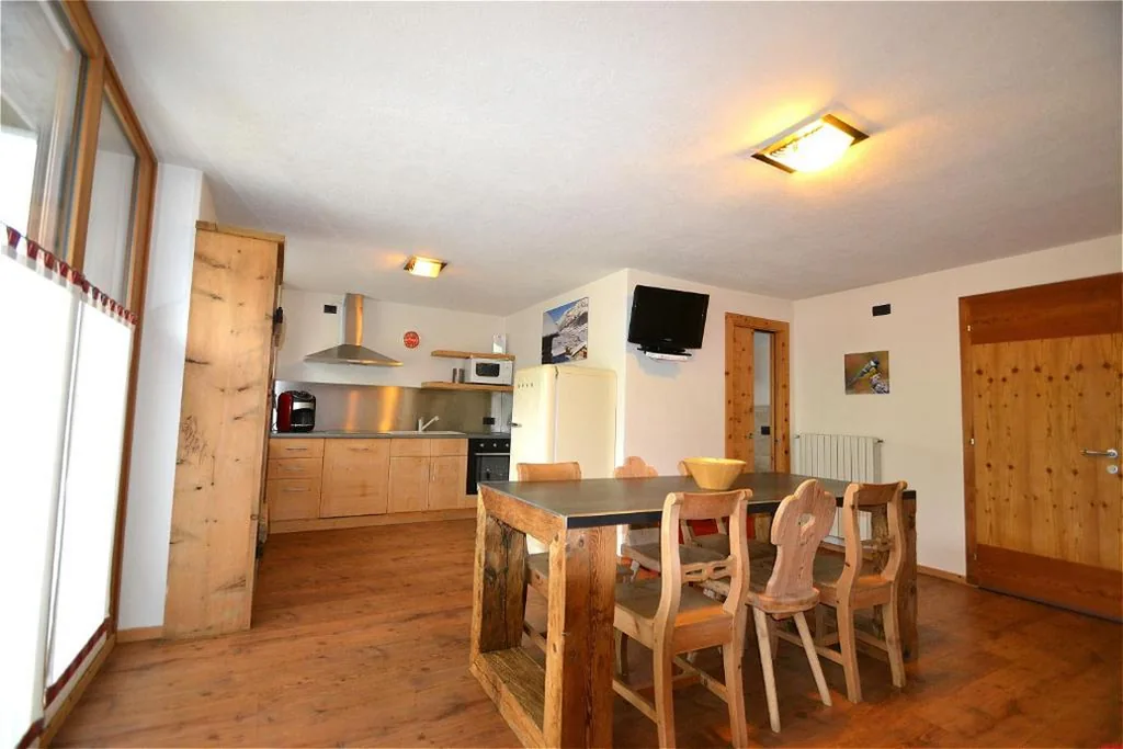 2-Bedroom Apartment — Appartamenti Calanda – Livigno Center