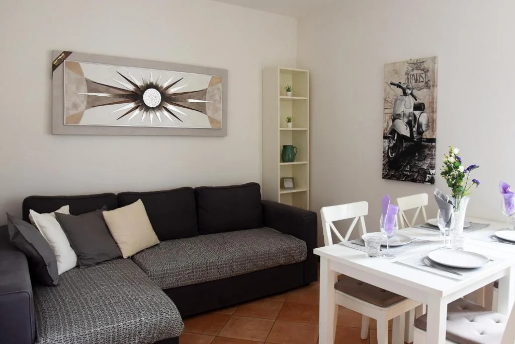2-Bedroom Apartment — Casa San Giorgio Varenna