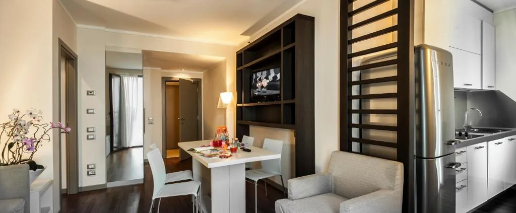 Appartamento con 2 Camere da Letto e Balcone — Ramada Plaza by Wyndham Milano