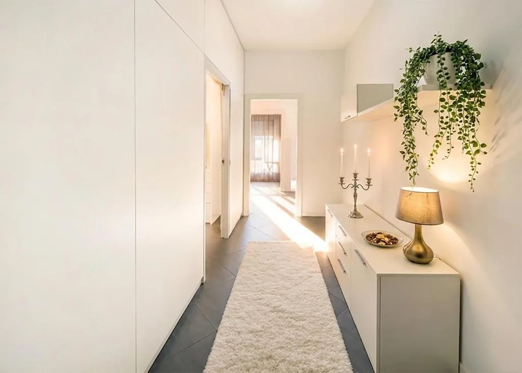 2-Bedroom Apartment with Balcony — Residenze Italia