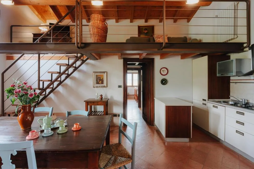 Appartamento con 2 Camere da Letto e Vista Lago — L’Angelica Corte Palazzina, Country Retreat