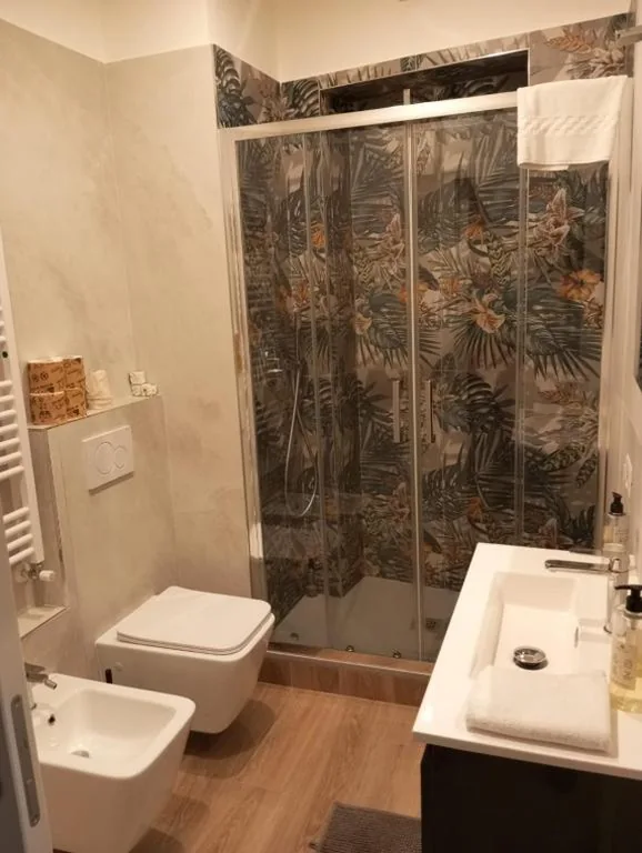 2-Bedroom Apartment — Lizard Hotel