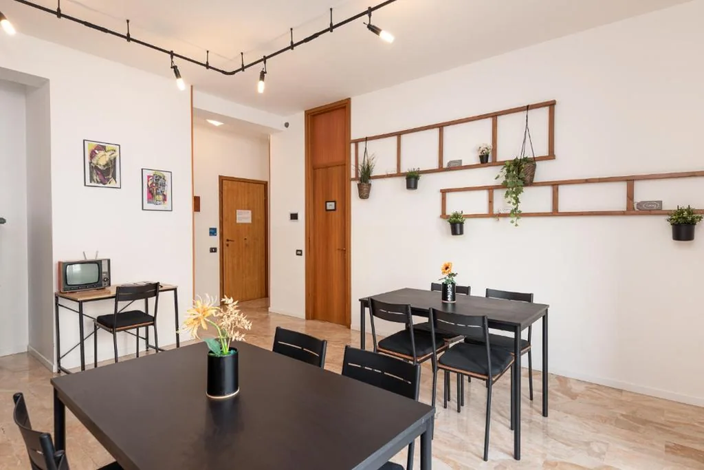 Apartment with 3 Bedrooms — Guesthouse Tree Rooms Industrial