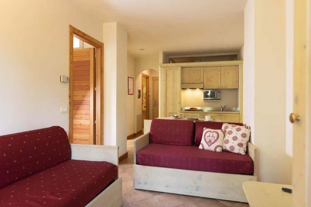 Three-Bedroom Apartment — Residence Club Ponte Di Legno