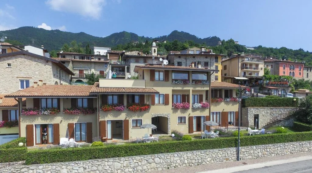 Appartamento con Balcone e Vista Lago — Residence Calap