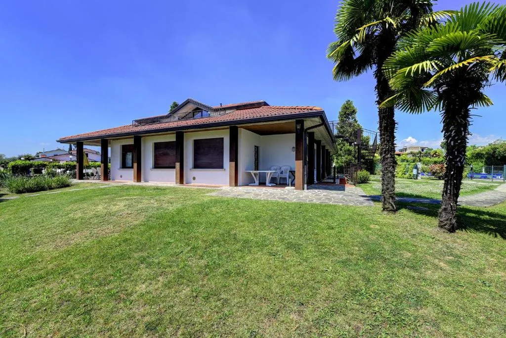 Apartment with Garden View — Italsol Residence Riai