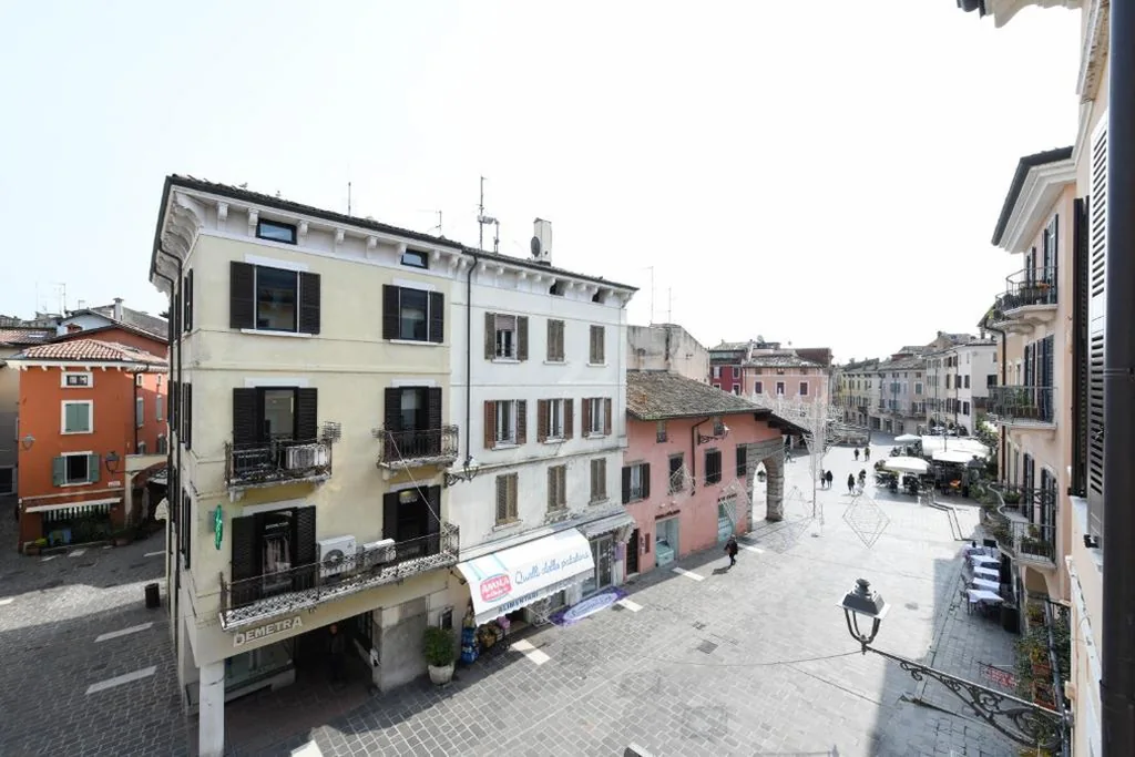Appartamento Deluxe con 1 Camera da Letto — Flowers Apartments