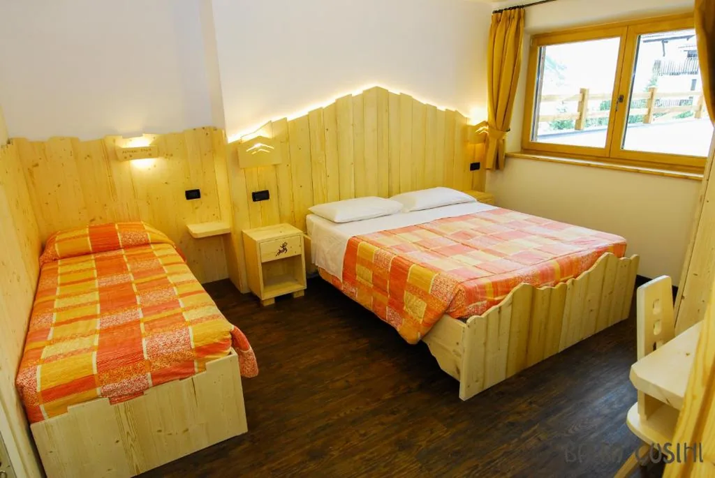 Appartamento Deluxe con 2 Camere da Letto (6 Adulti) — Residence Baita Cusini