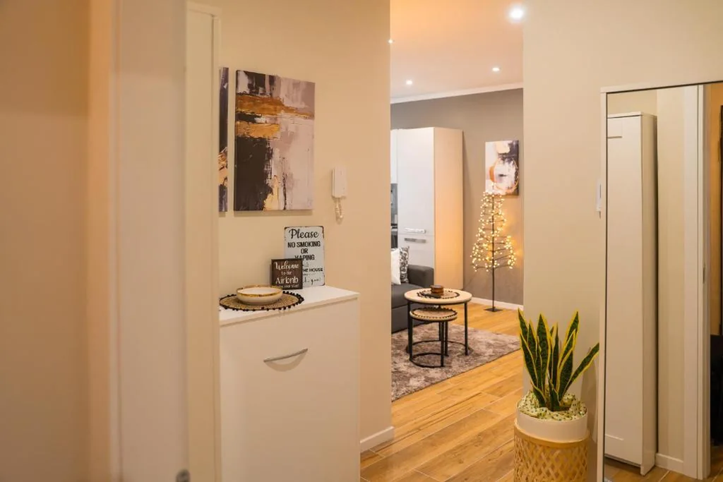 Appartamento Deluxe con 2 Camere da Letto e Balcone — Casa Yuliya 11