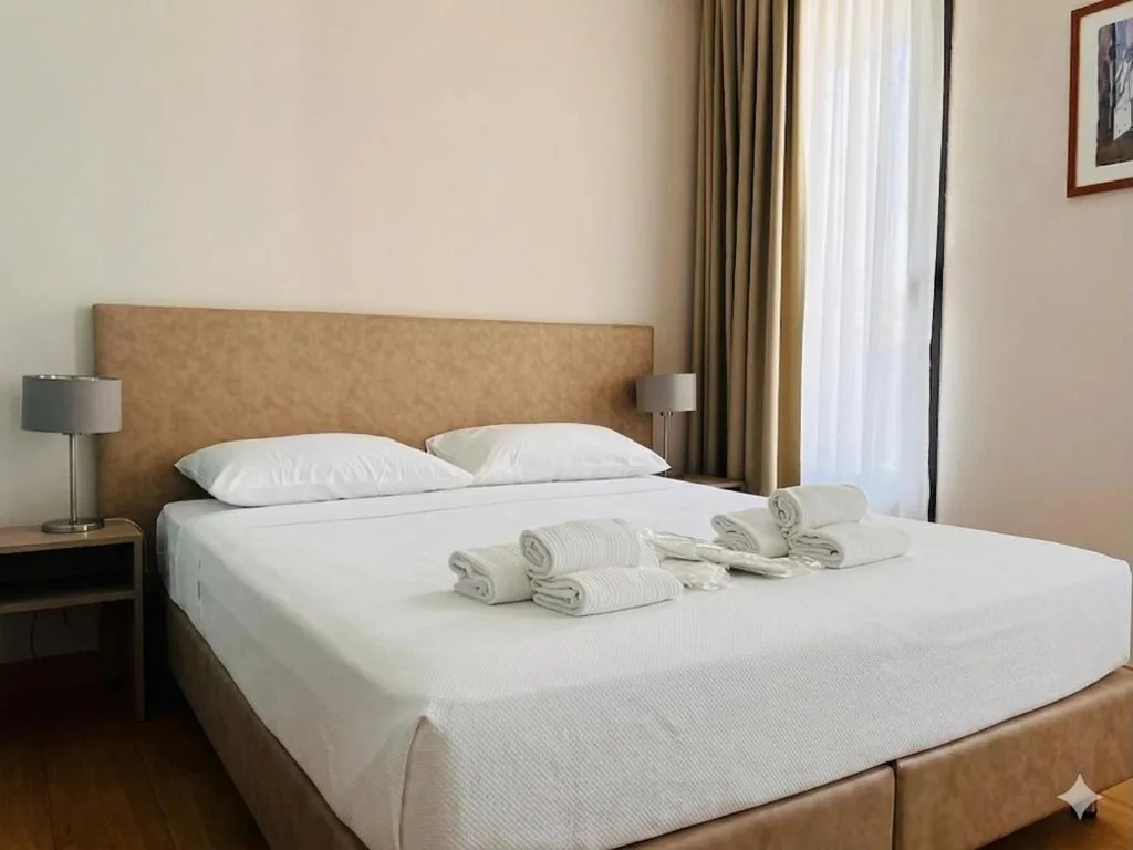 Appartamento Deluxe con 2 Camere da Letto e Balcone — Il Sogno Apartments