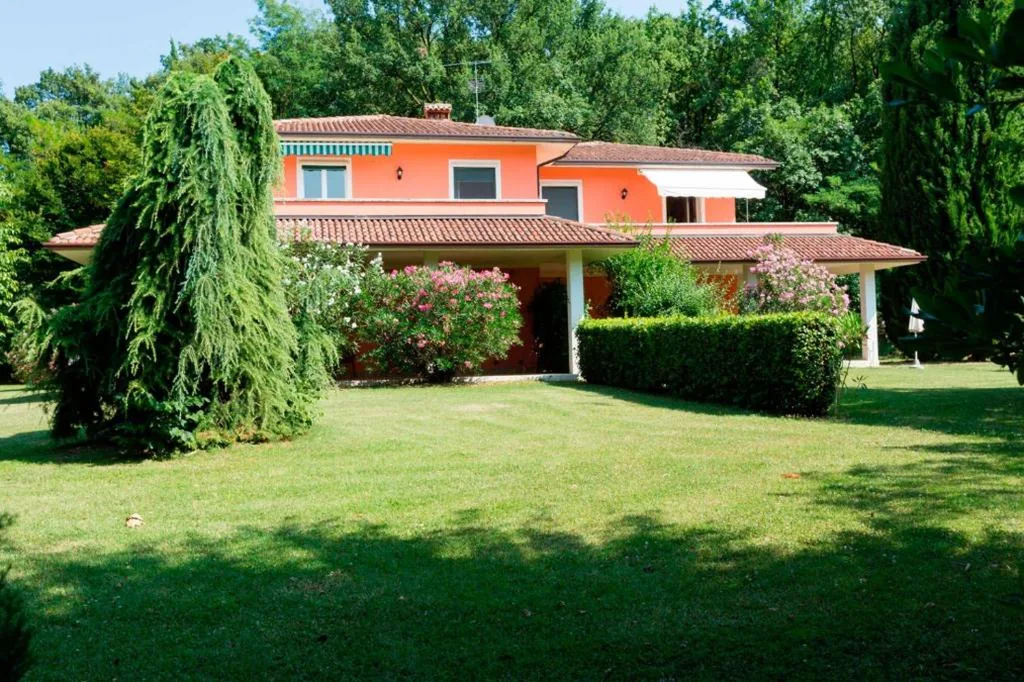 Deluxe 2-Bedroom Apartment — Park Residence Il Gabbiano