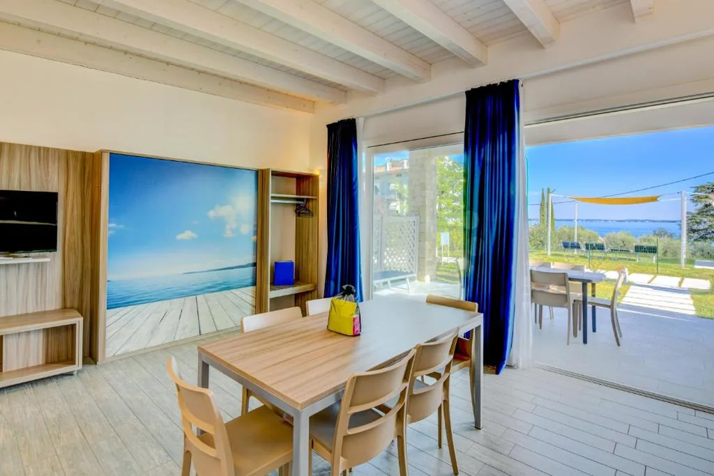 Appartamento Deluxe con 2 Camere da Letto — Relais Rosa Dei Venti -Ciao Vacanze-